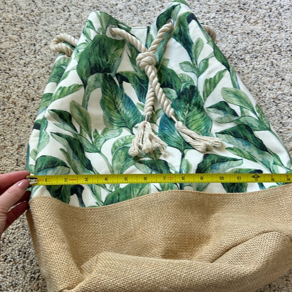 Beachy Leaf Print Drawstring Backpack/ Tote Bag - image 6